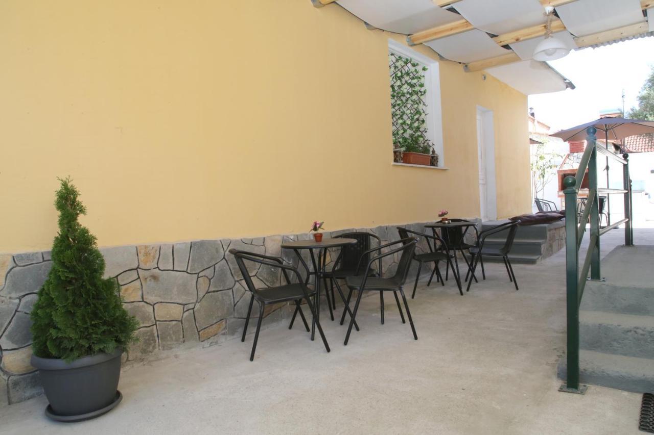 Lampias Apartments Keramotí Exterior foto